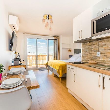 Beausoleil Studio Metro Paris Sud Ле-Кримлен-Бисетр Экстерьер фото